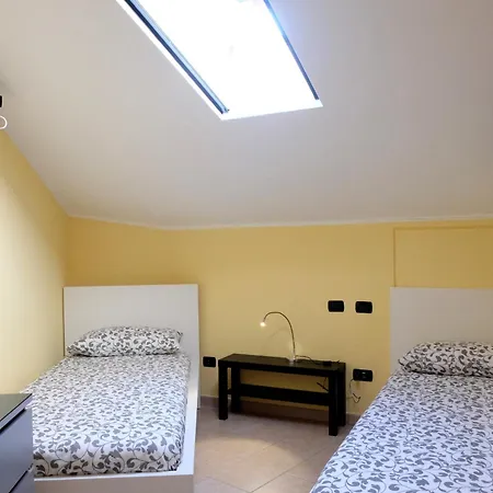 Motti Quadri Apartmán *