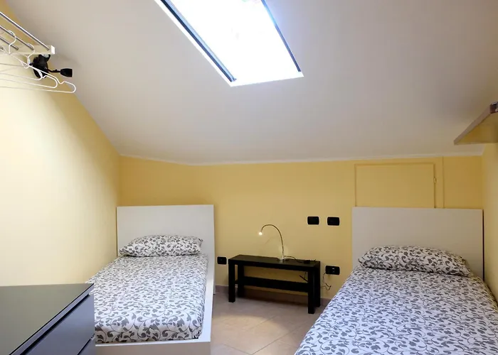 Motti Quadri شقة *